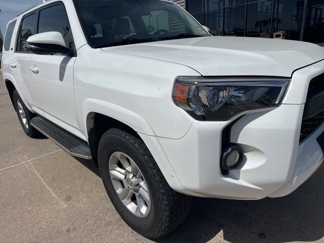 Used 2018 Toyota 4Runner SR5 Premium image 2