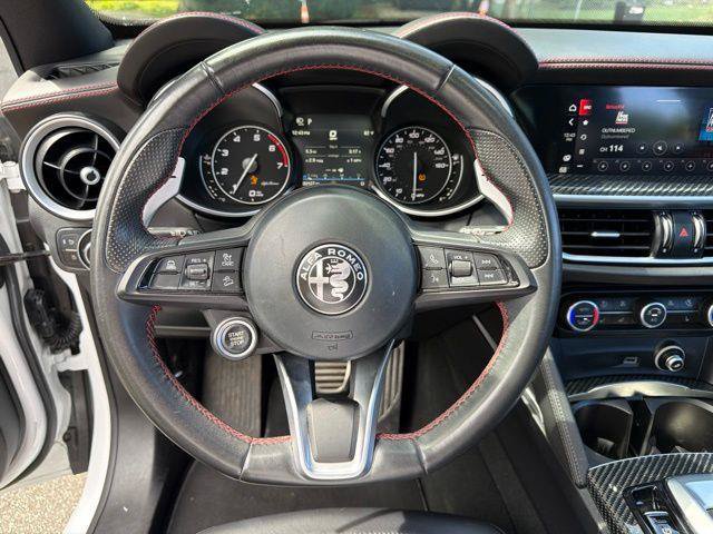 Used 2023 Alfa Romeo Stelvio Estrema AWD/4WD image 35