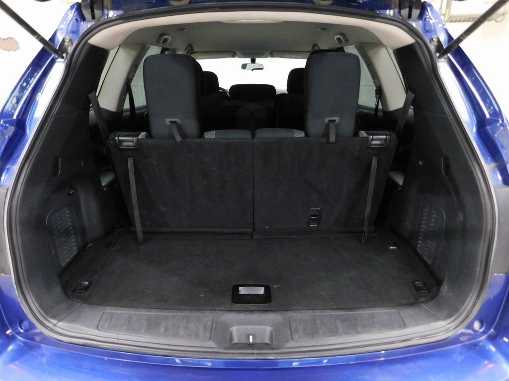 Used 2018 Nissan Pathfinder SV image 73