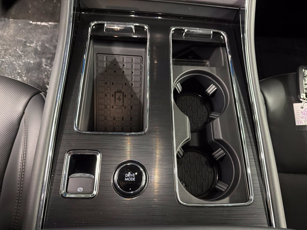 New 2027 Lincoln Aviator AWD image 15