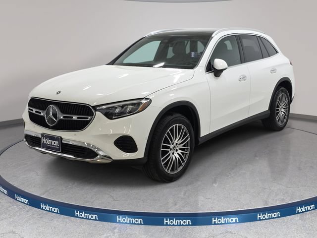 Used 2025 Mercedes-Benz GLC 300 4MATIC image 1