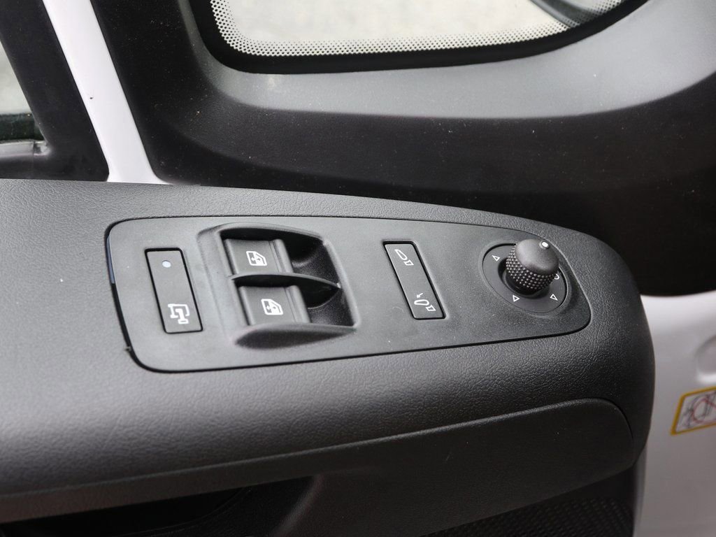 New 2024 RAM ProMaster 2500 w/ Premium Convenience Group image 24
