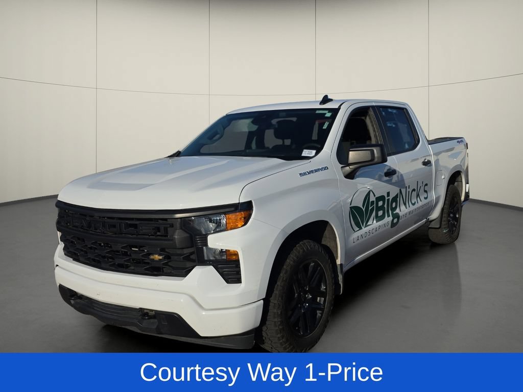 Used 2023 Chevrolet Silverado 1500 Custom AWD/4WD image 4