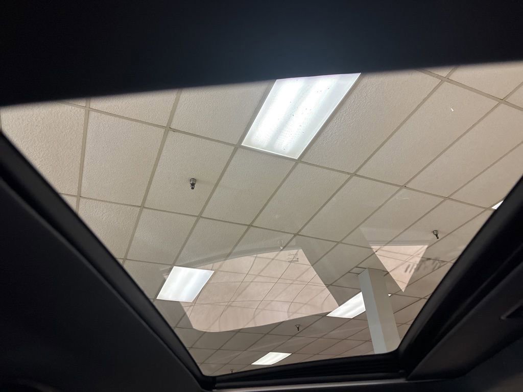 Used 2023 Dodge Charger GT w/ Blacktop Package image 18