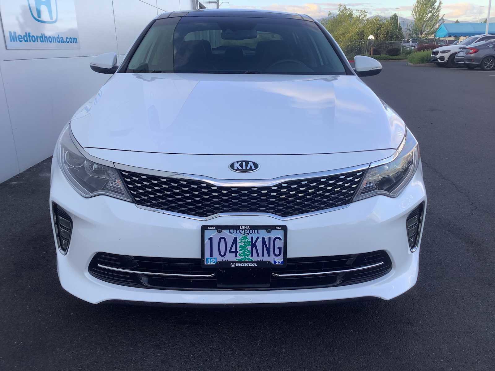 Used 2018 Kia Optima EX w/ Technology Package FWD image 9