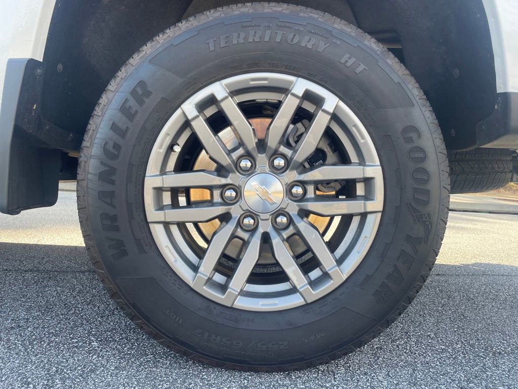 Used 2023 Chevrolet Colorado LT w/ LT Convenience Package image 9