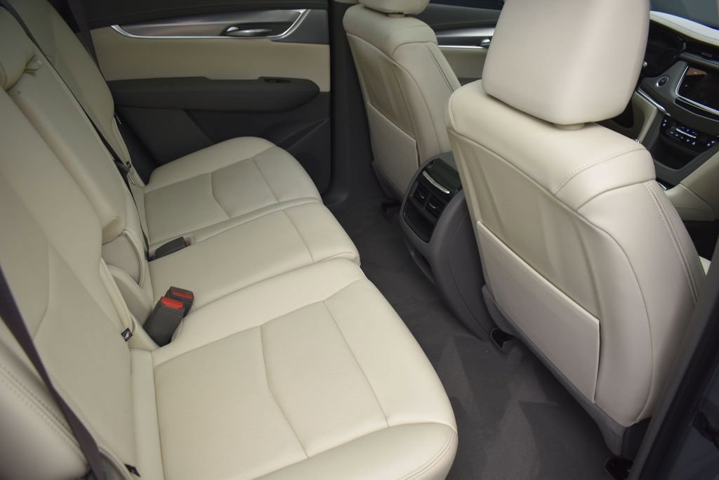 Used 2024 Cadillac XT5 Premium Luxury w/ LPO, Floor Liner Package AWD/4WD image 28