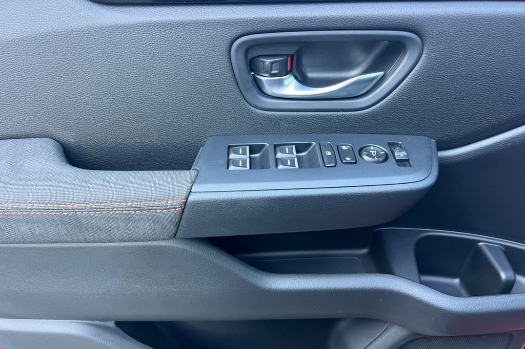 New 2026 Honda Pilot Sport image 8