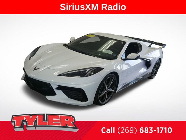Used 2020 Chevrolet Corvette Stingray w/ 2LT Preferred Equipment Group image 3