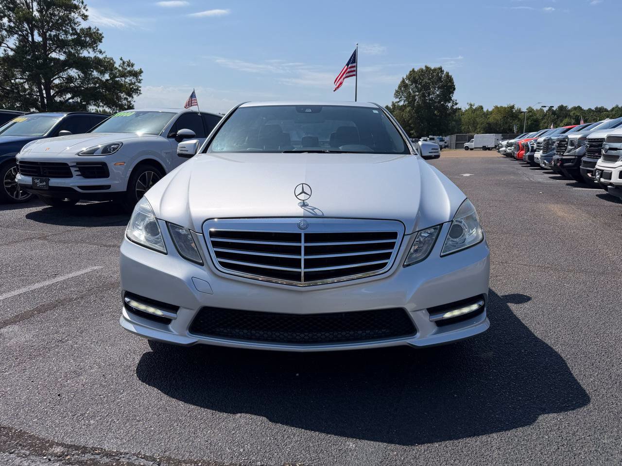 Used 2012 Mercedes-Benz E 350 Sedan image 2