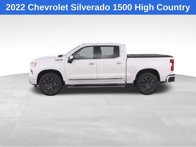 Used 2022 Chevrolet Silverado 1500 High Country w/ High Country Premium Package AWD/4WD image 2