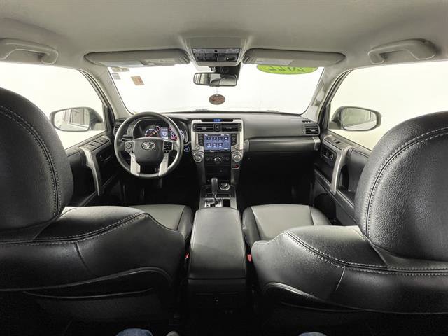 Used 2022 Toyota 4Runner SR5 Premium image 12