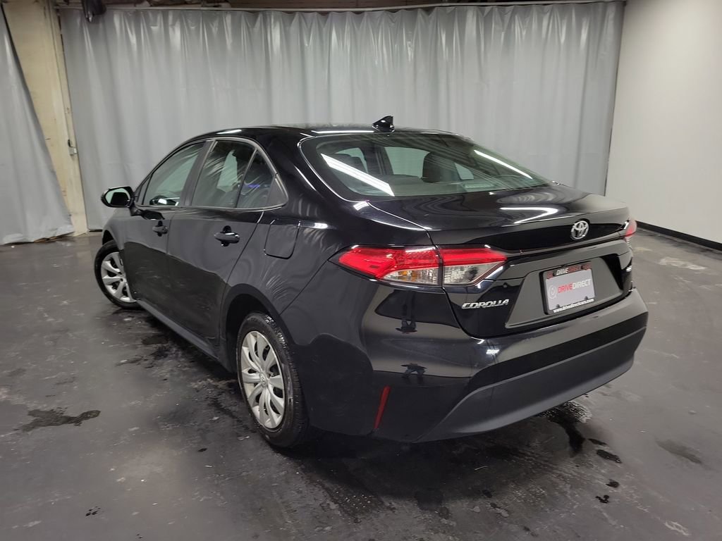 Used 2023 Toyota Corolla LE image 6