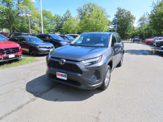 Used 2025 Toyota RAV4 XLE AWD/4WD image 1