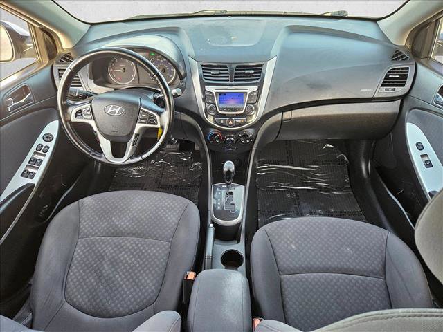 Used 2014 Hyundai Accent SE image 15