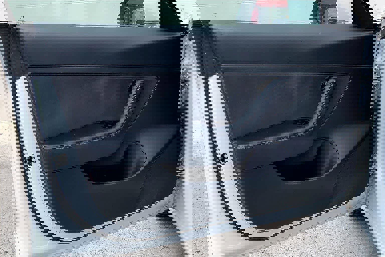 Used 2020 Tesla Model 3 Standard Range Plus image 27