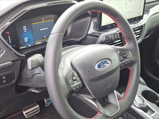 Used 2023 Ford Escape ST-Line w/ Tech Pack #1 FWD image 9
