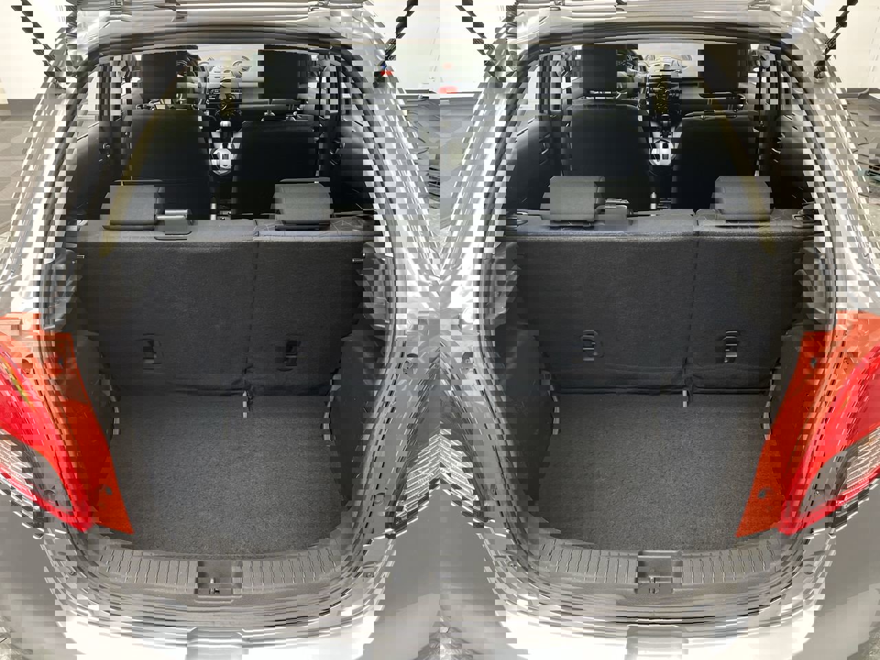 Used 2012 MAZDA MAZDA2 Sport image 19