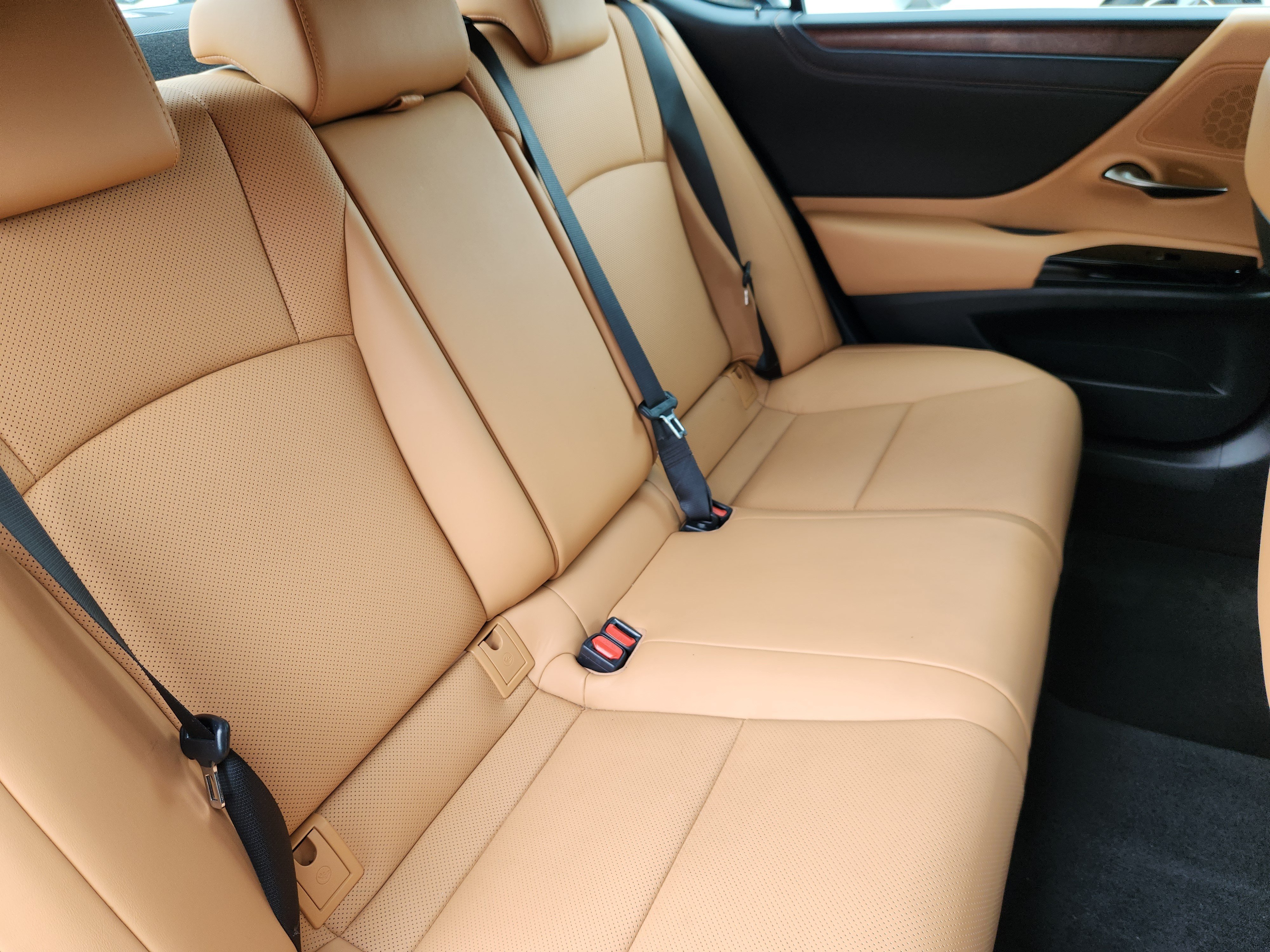 Used 2024 Lexus ES 350 w/ Premium Package FWD image 16