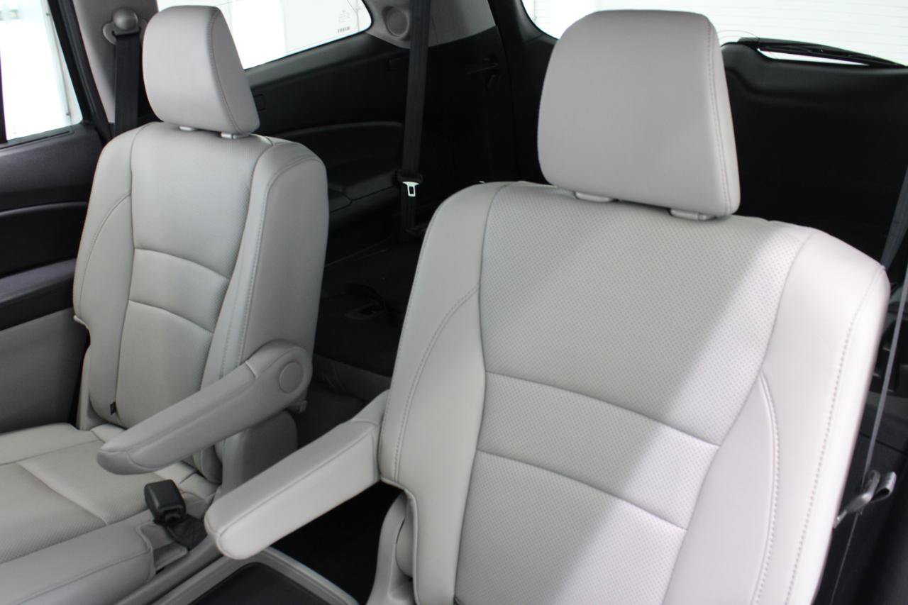 Used 2016 Honda Pilot Elite image 38