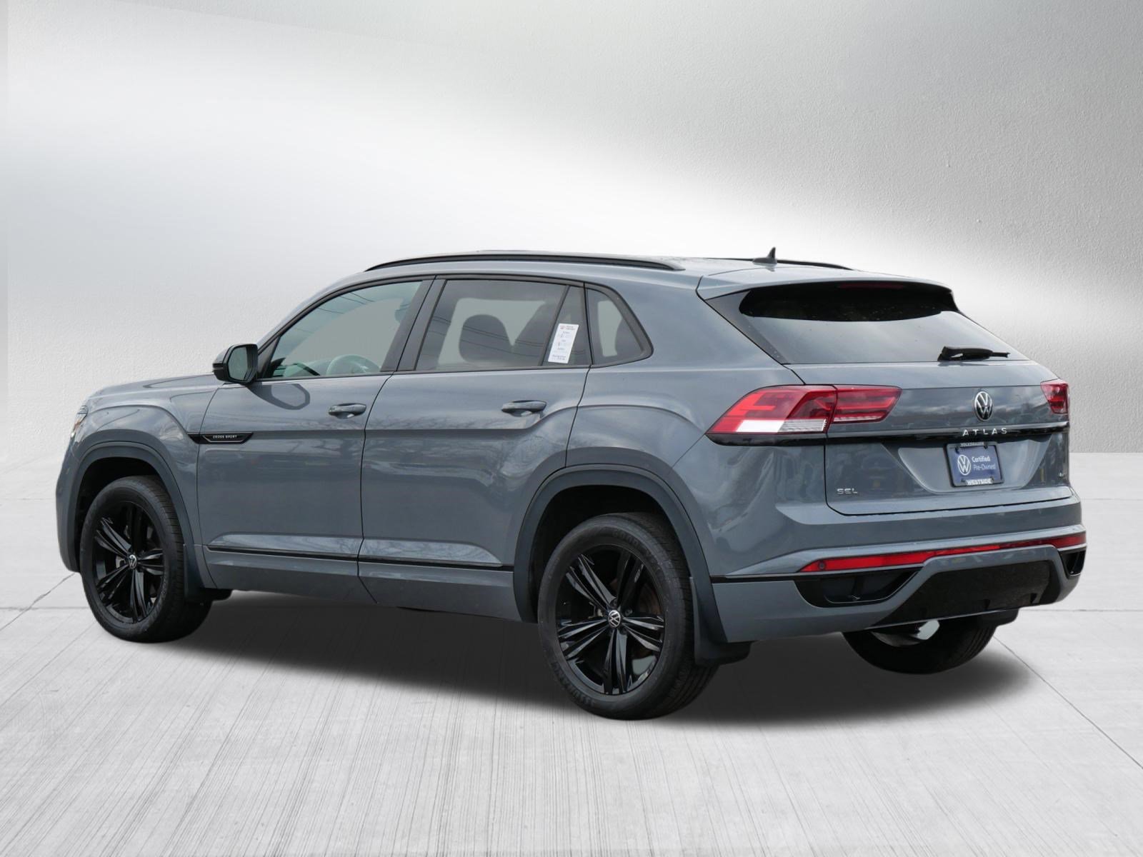 Certified 2023 Volkswagen Atlas Cross Sport SEL R-Line image 5