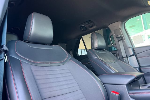 Used 2025 Ford Explorer ST-Line RWD image 22
