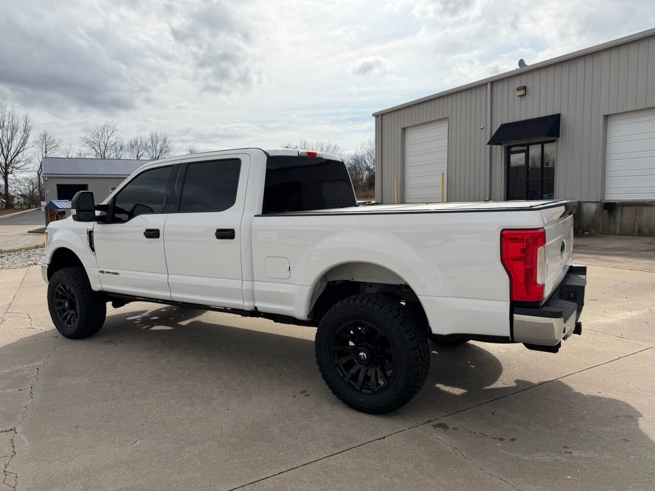 Used 2017 Ford F250 XLT w/ XLT Value Package image 3