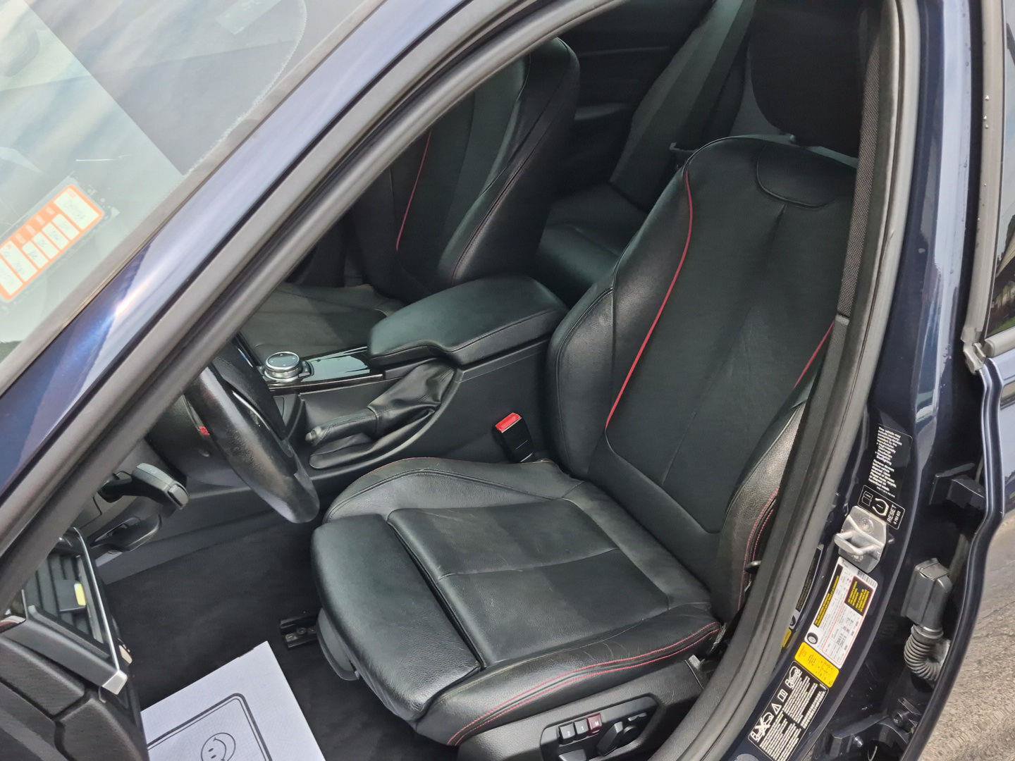 Used 2014 BMW 335i xDrive Sedan AWD/4WD image 9