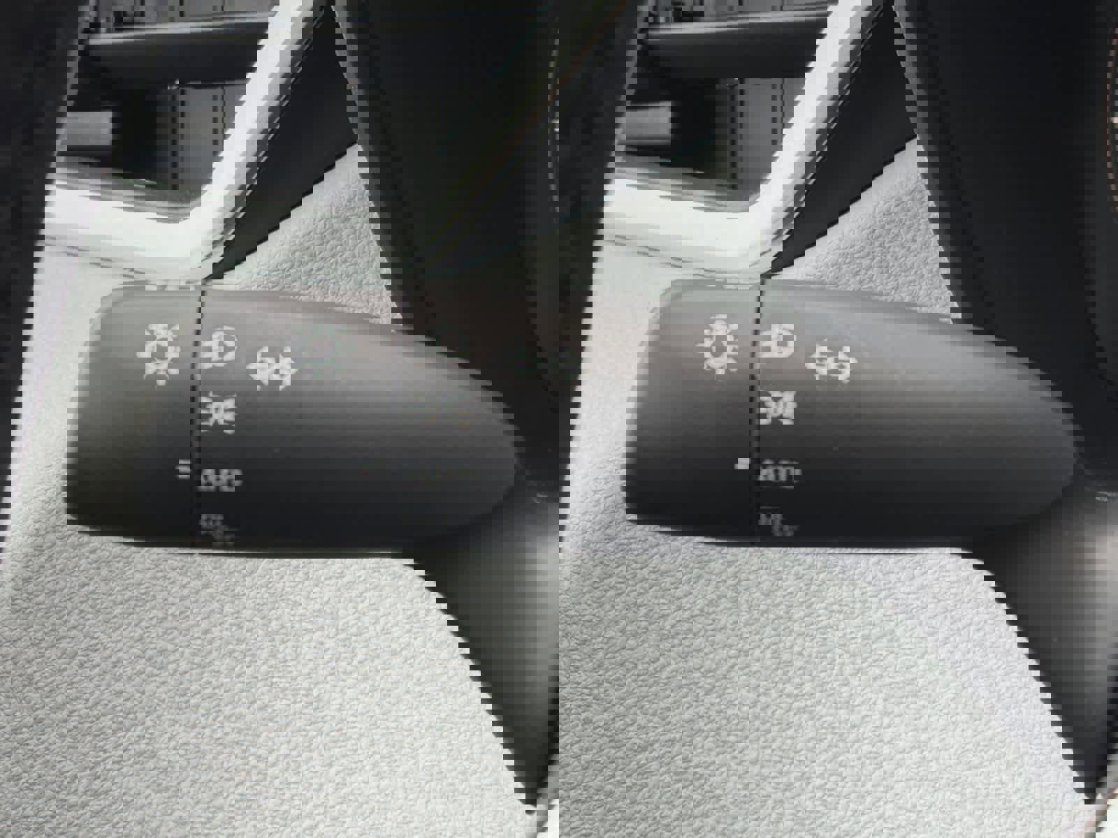 Certified 2023 Toyota Corolla SE image 18