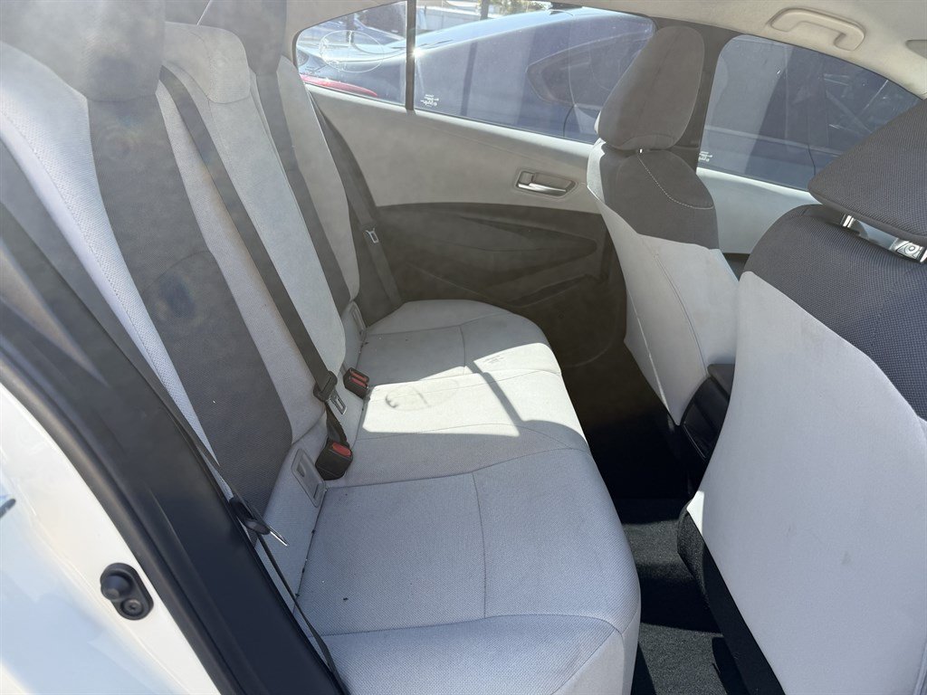 Used 2021 Toyota Corolla L FWD image 12