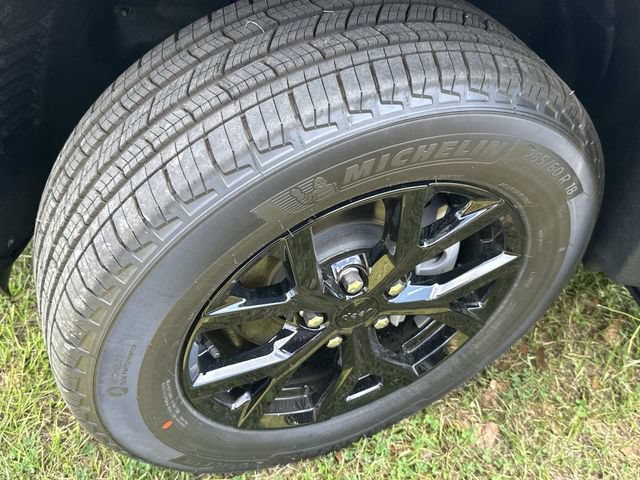 New 2026 Jeep Grand Cherokee Altitude AWD/4WD image 8