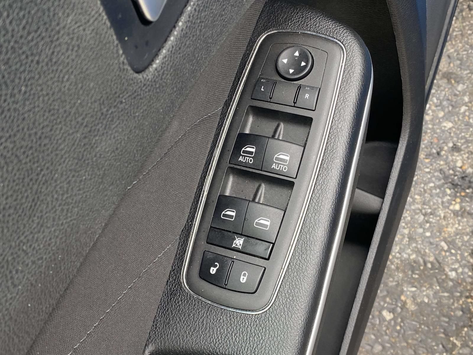 Used 2023 Dodge Charger R/T w/ Navigation & Travel Group RWD image 18