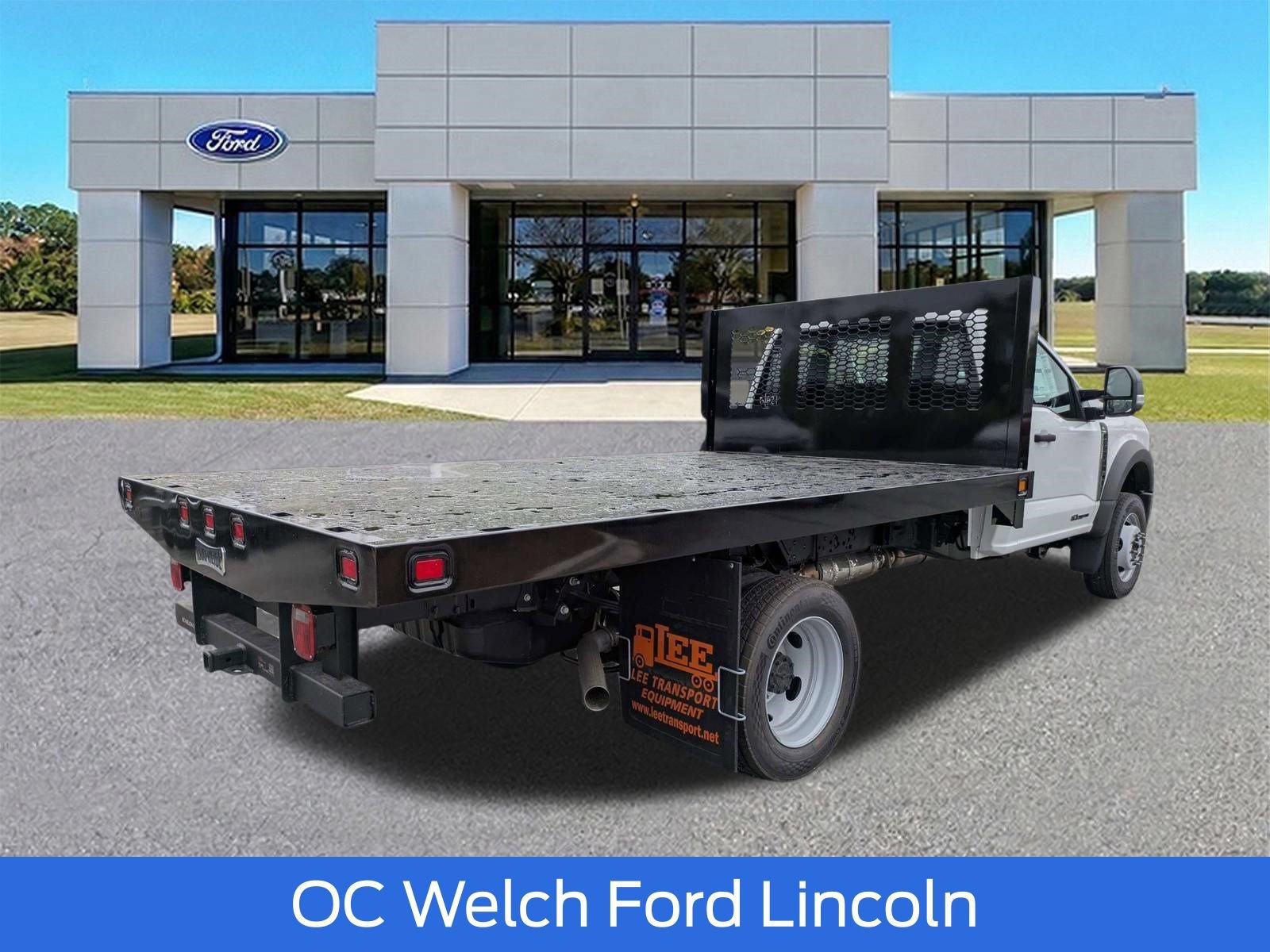 New 2026 Ford F550 4x4 Regular Cab Super Duty w/ XL Chrome Package image 3