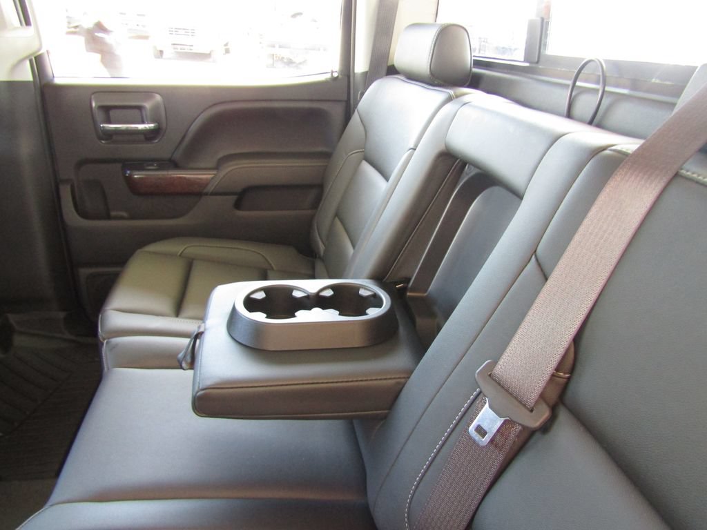 Used 2016 GMC Sierra 3500 SLE w/ SLE Preferred Package AWD/4WD image 31