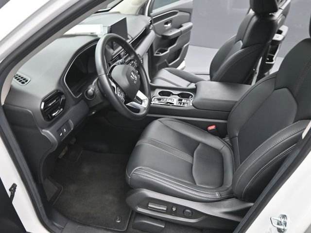 Used 2025 Honda Pilot EX-L image 9