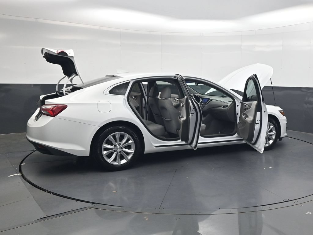 Used 2020 Chevrolet Malibu LT FWD image 38