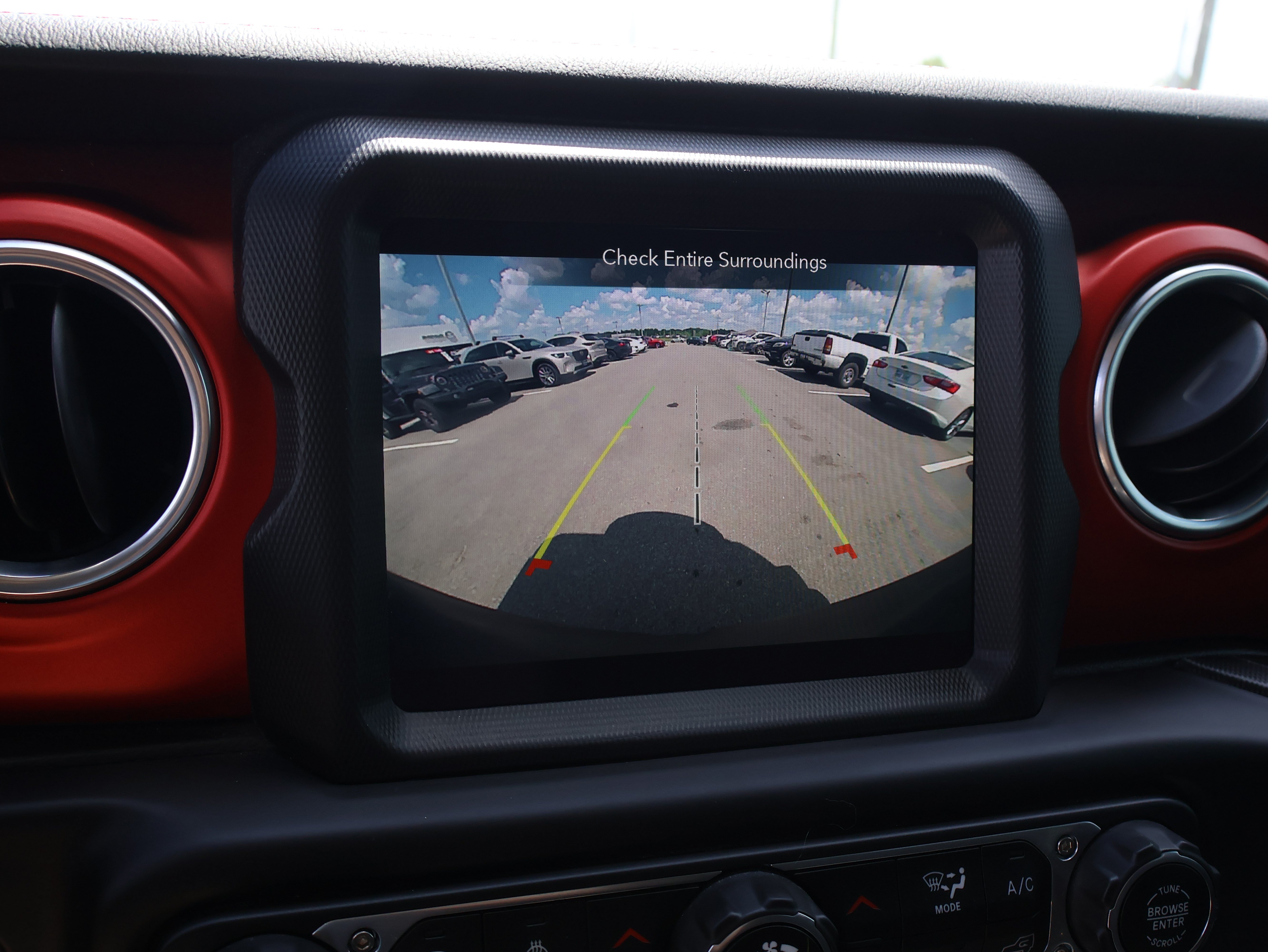 Used 2019 Jeep Wrangler Unlimited Rubicon AWD/4WD image 35