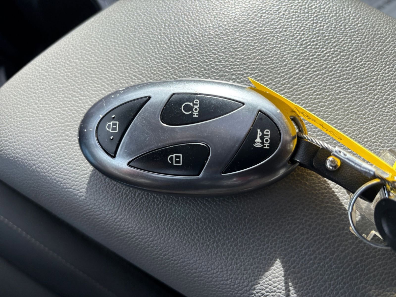 Used 2025 Hyundai Elantra SEL FWD image 22