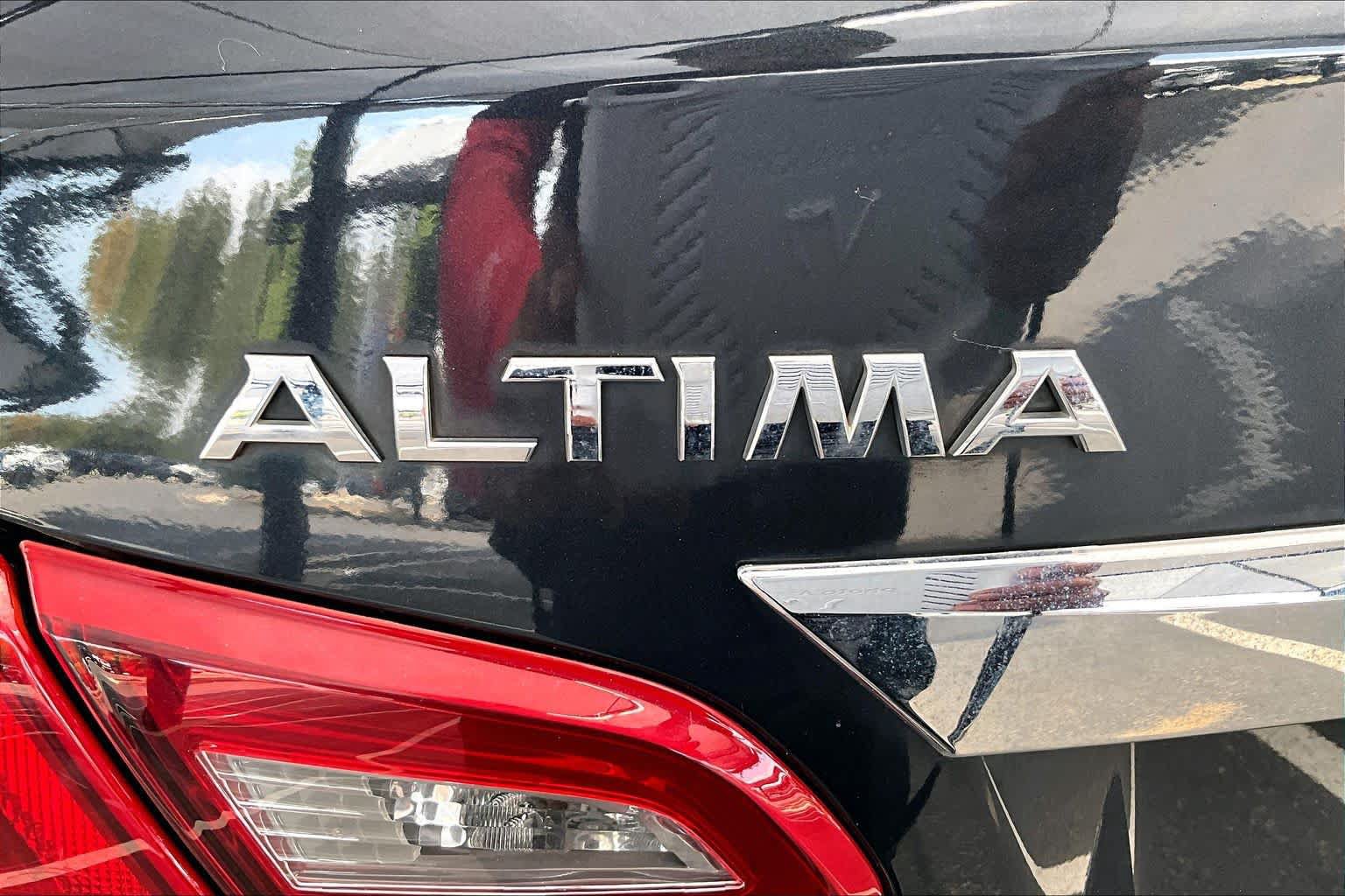 Used 2018 Nissan Altima 2.5 S w/ S Convenience Package FWD image 10