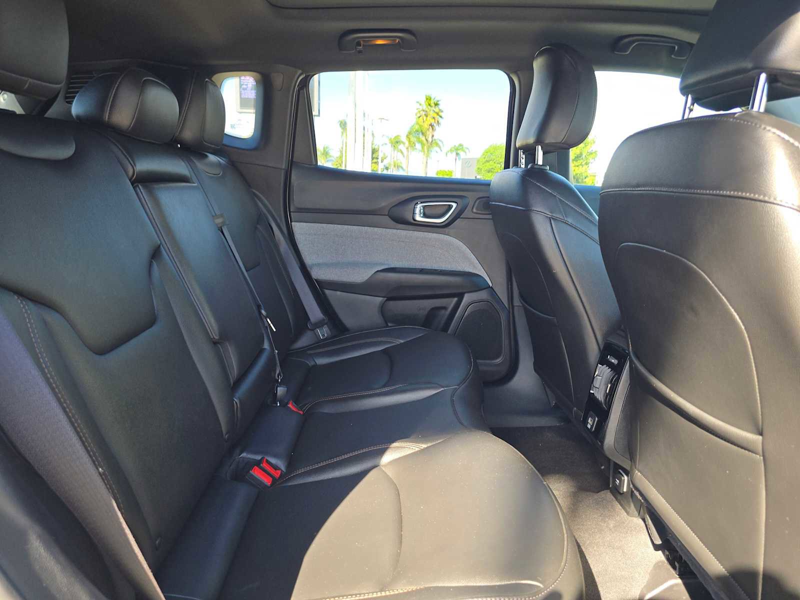 Used 2023 Jeep Compass Latitude w/ Sun and Sound Group image 12