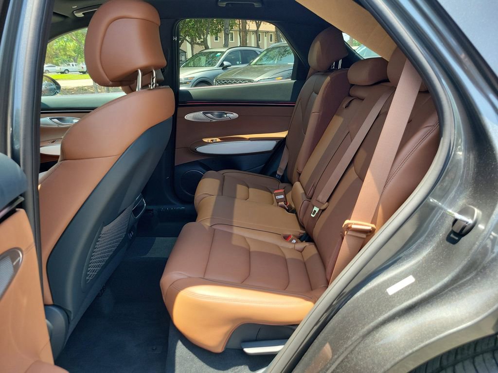 New 2026 Genesis GV70 2.5T Advanced AWD/4WD image 5