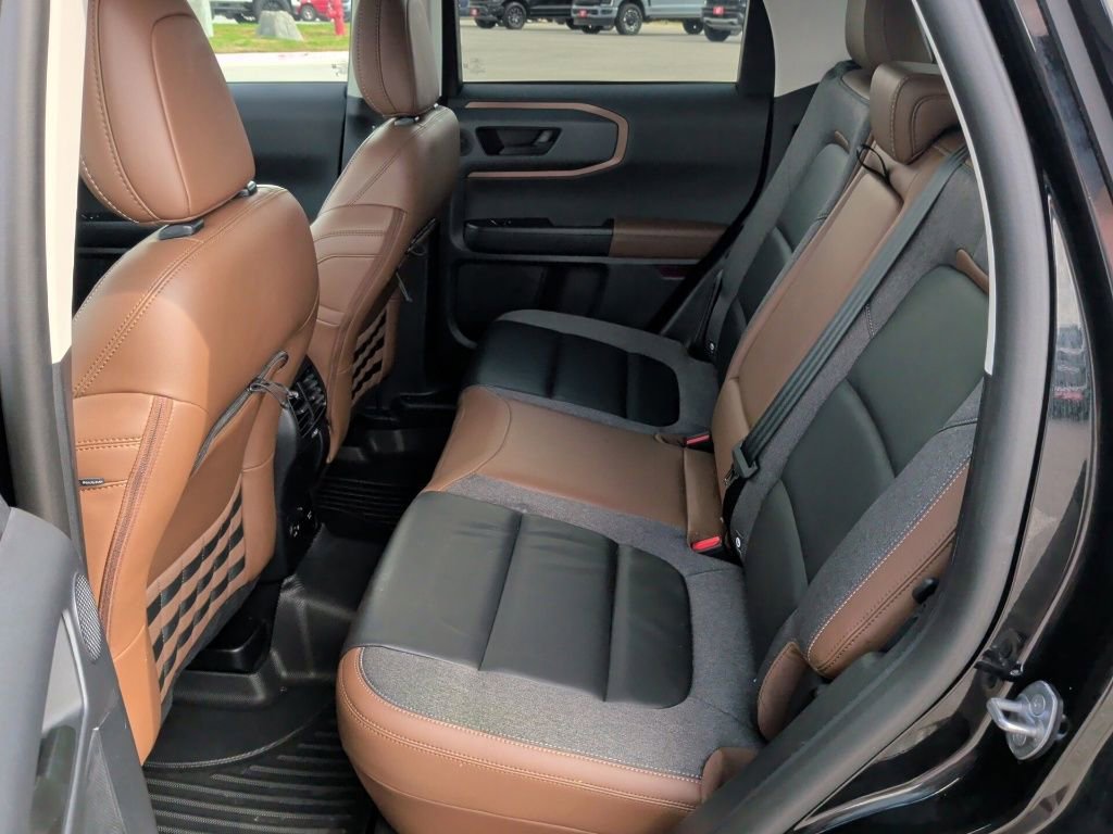 Used 2023 Ford Bronco Sport Outer Banks w/ Tech Package image 35