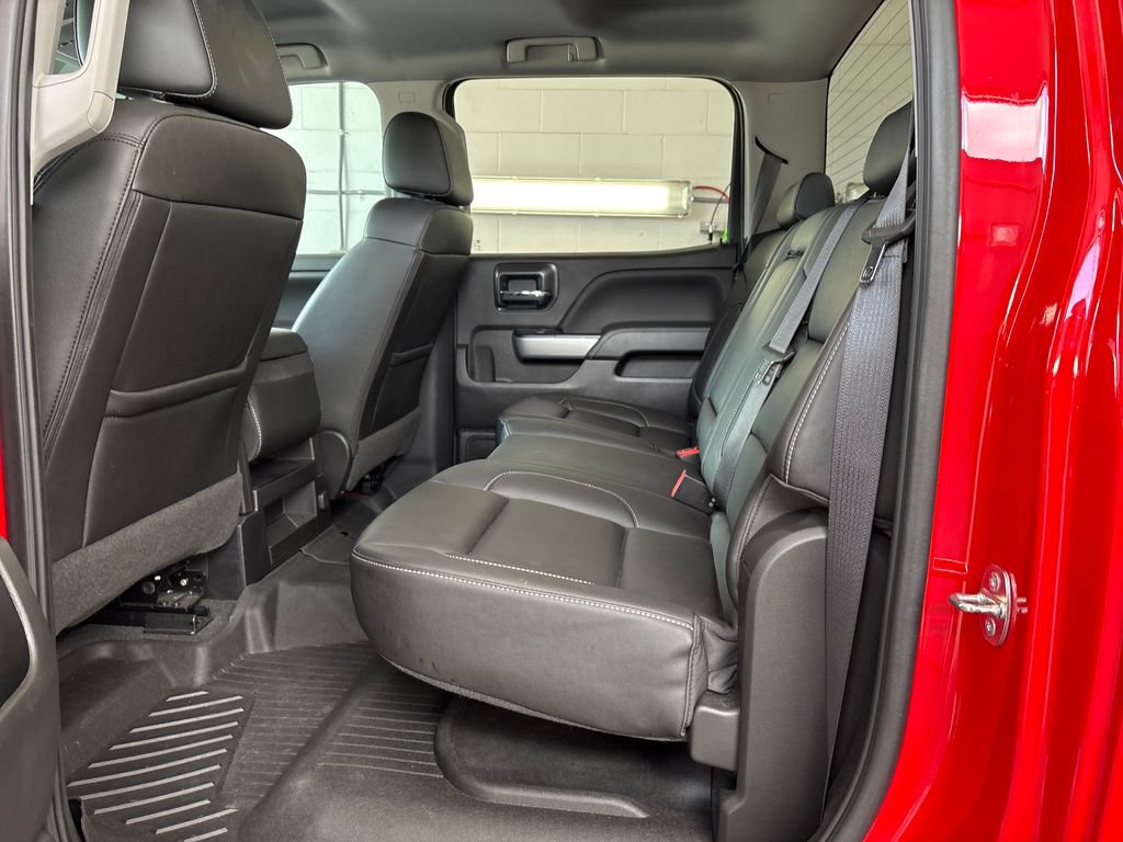 Used 2018 Chevrolet Silverado 1500 LT w/ All Star Edition AWD/4WD image 27