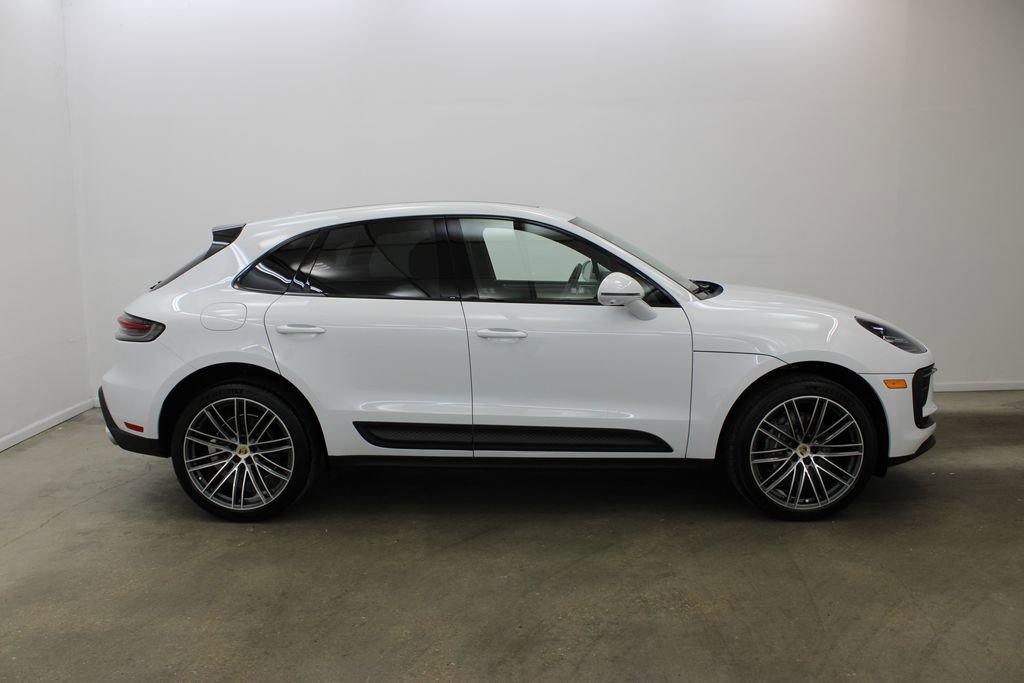 New 2024 Porsche Macan image 7
