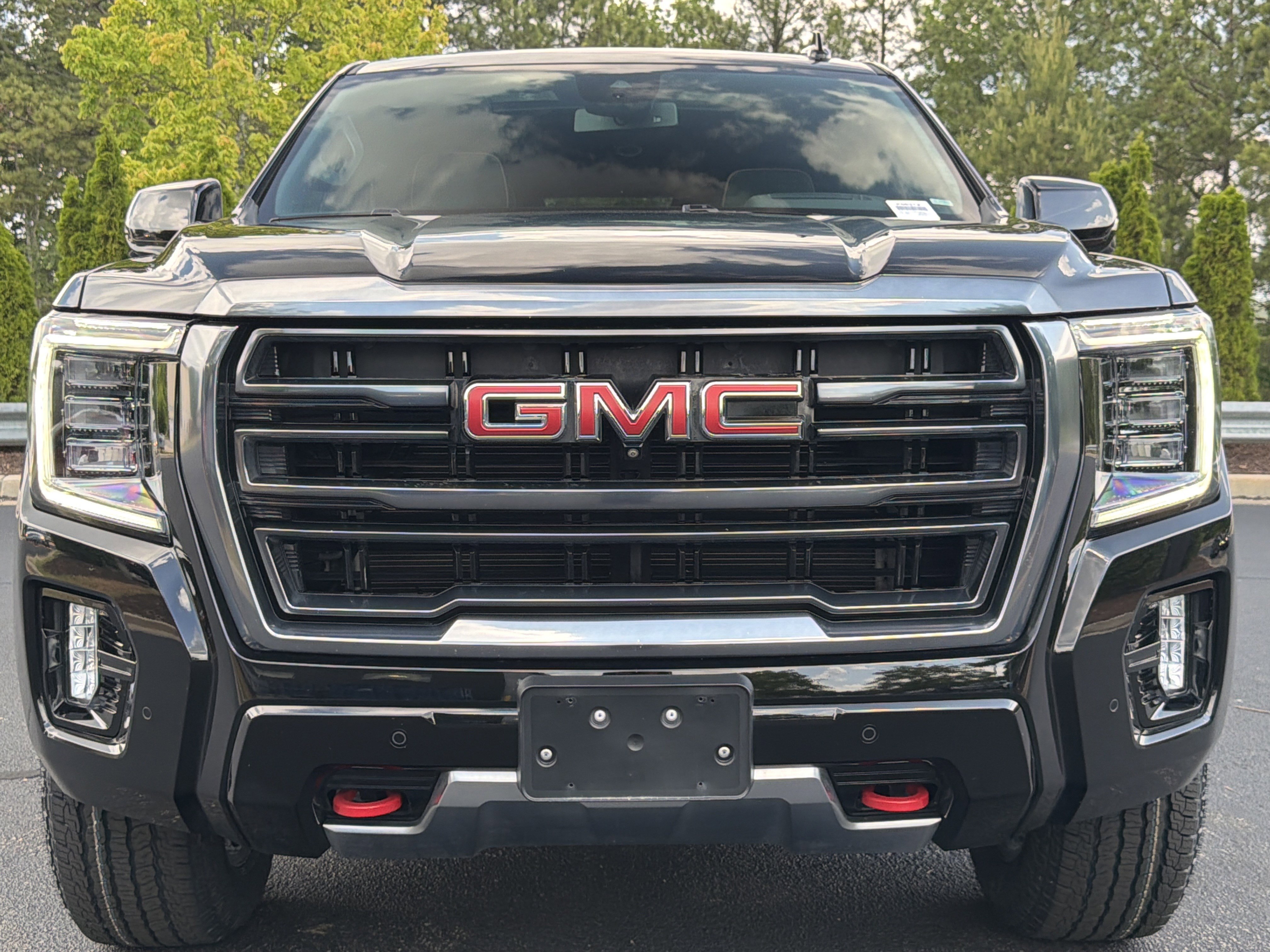 Used 2024 GMC Yukon AT4 w/ AT4 Premium Plus Package AWD/4WD image 20