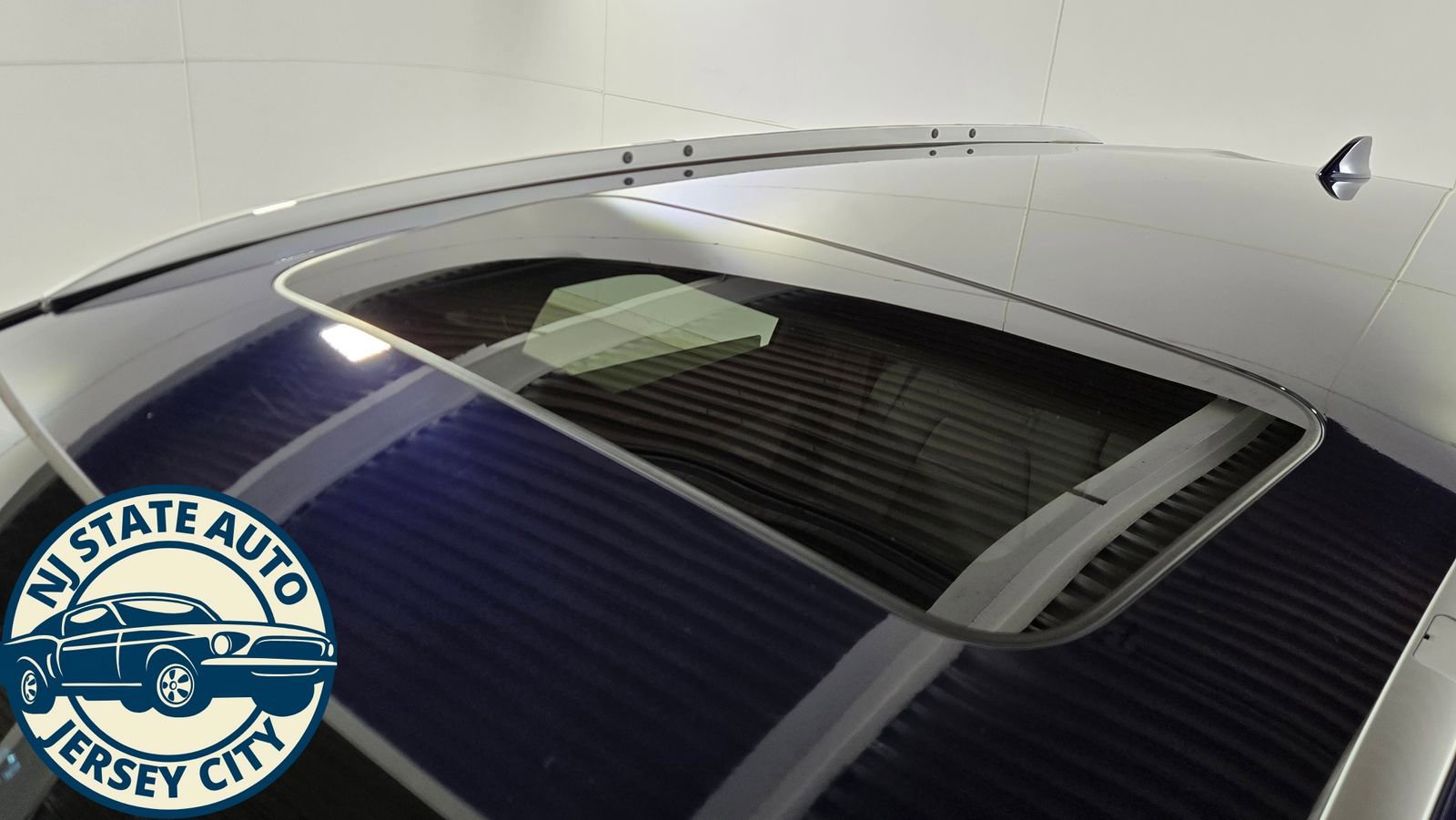 Used 2021 Honda CR-V Touring image 10