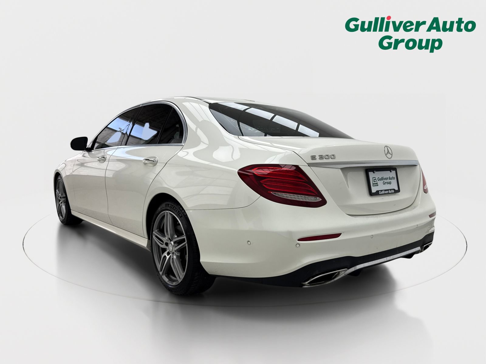 Used 2017 Mercedes-Benz E 300 image 5