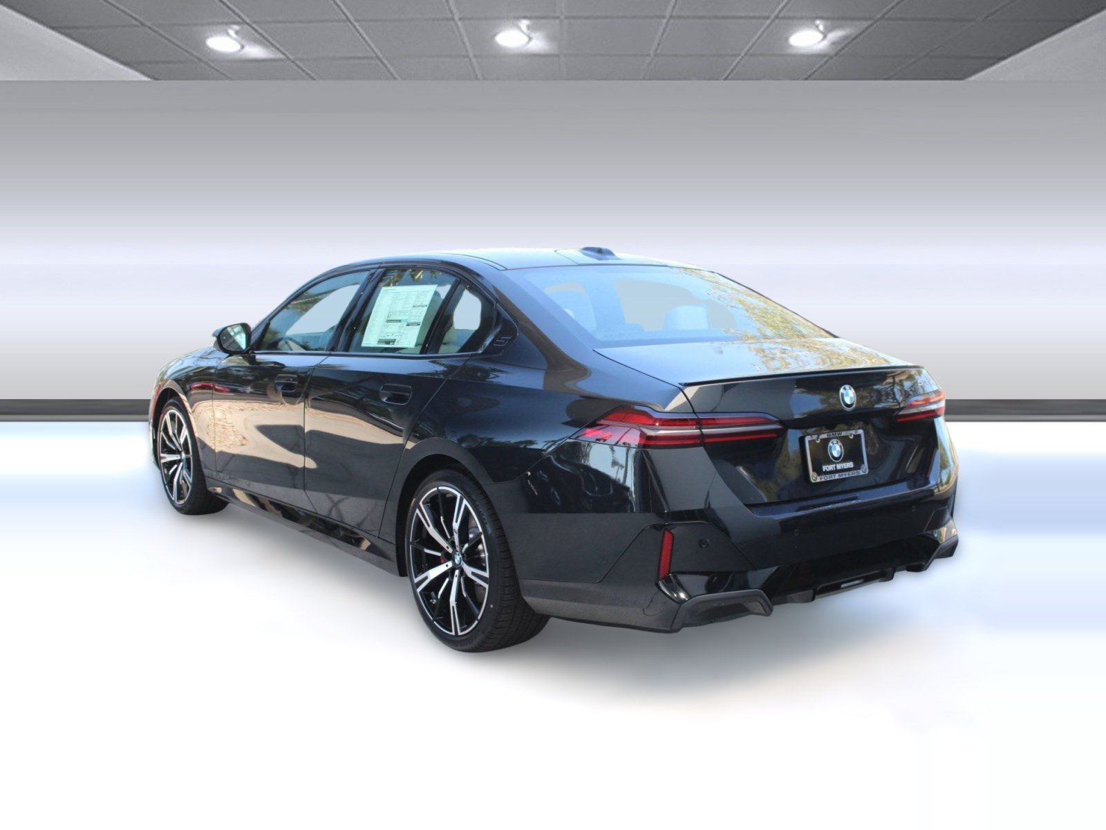 Used 2026 BMW 530i w/ M Sport Package RWD image 3