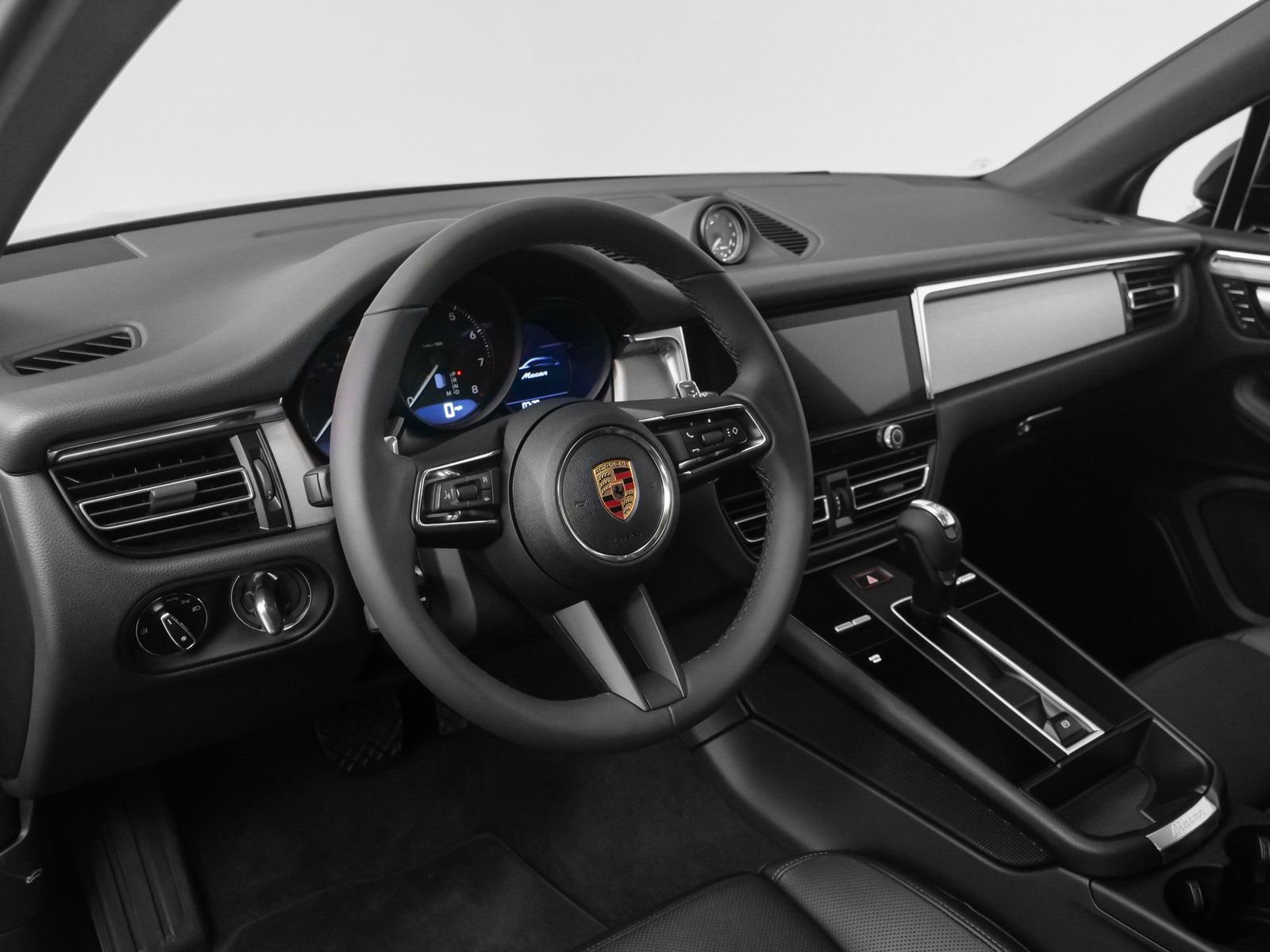 Certified 2025 Porsche Macan image 40