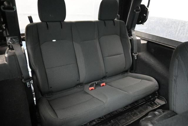 Used 2021 Jeep Wrangler Sport AWD/4WD image 9